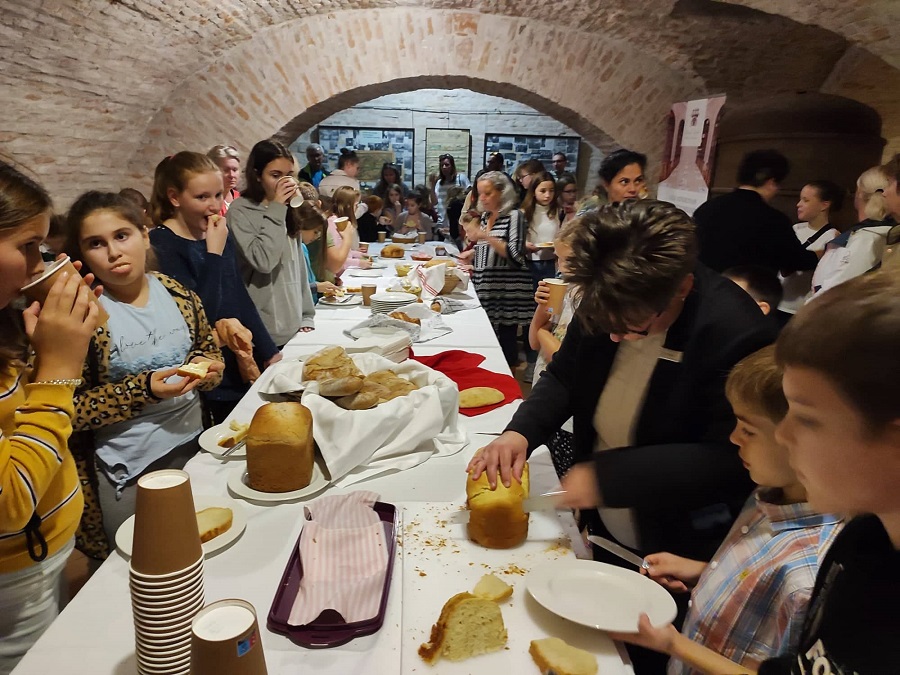 A kenyér világnapját ünnepeltük Fehérvárcsurgón